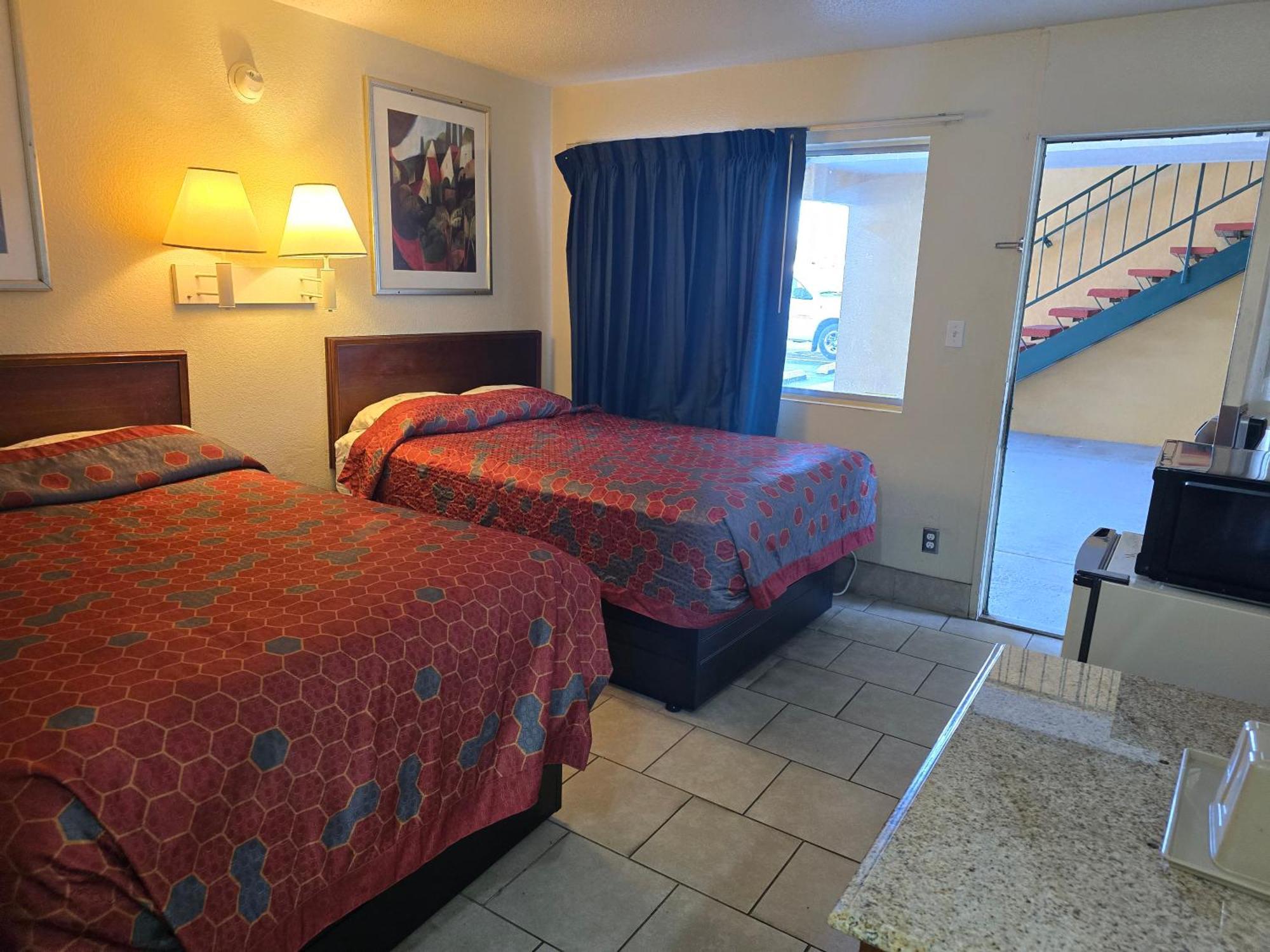 Carpet Inn Opelika Extérieur photo