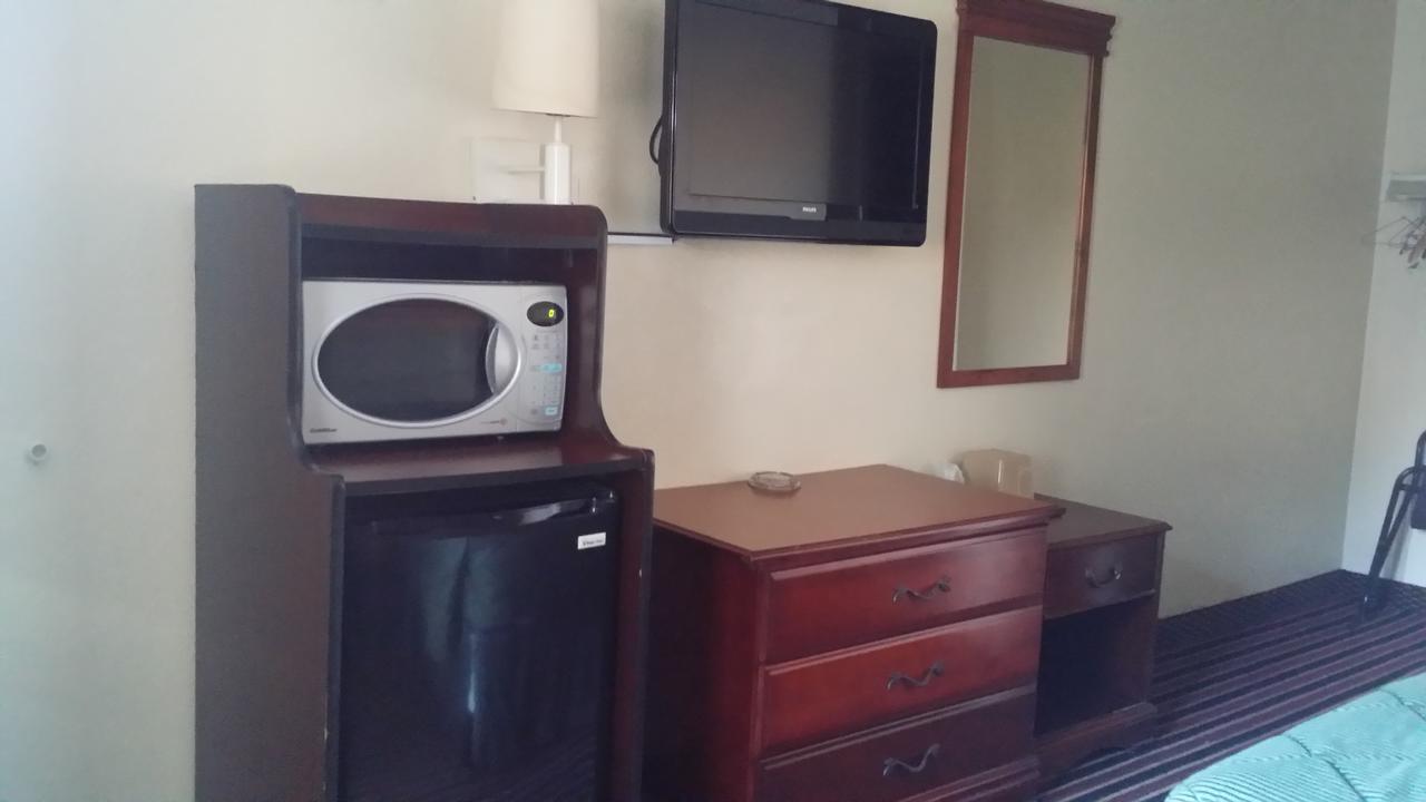Carpet Inn Opelika Extérieur photo